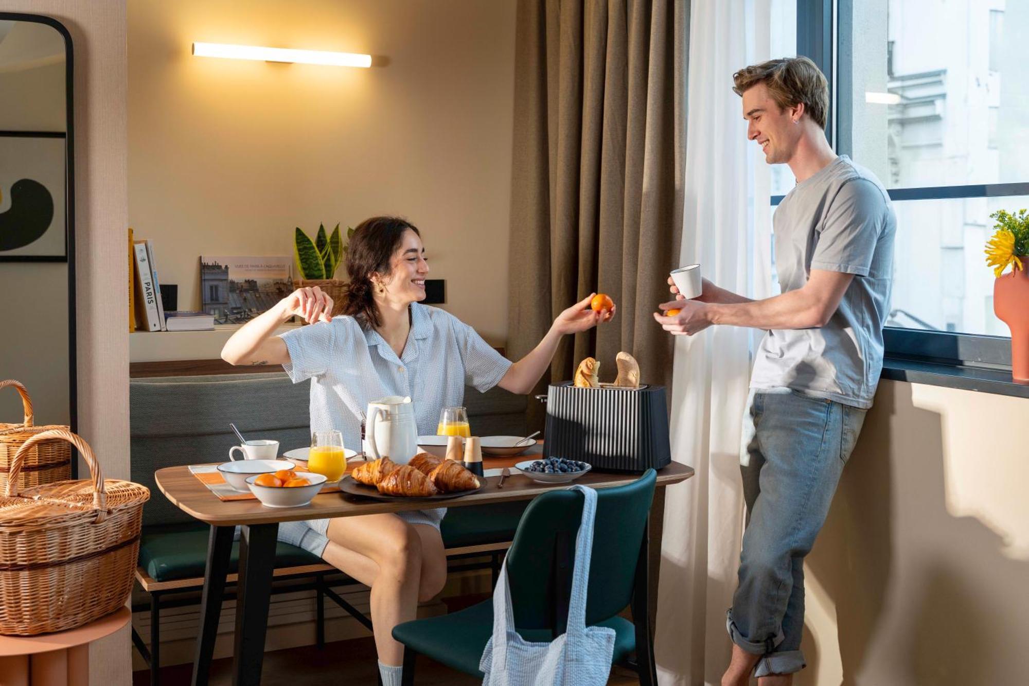 Yuna Montmartre - Aparthotel Paris Eksteriør billede